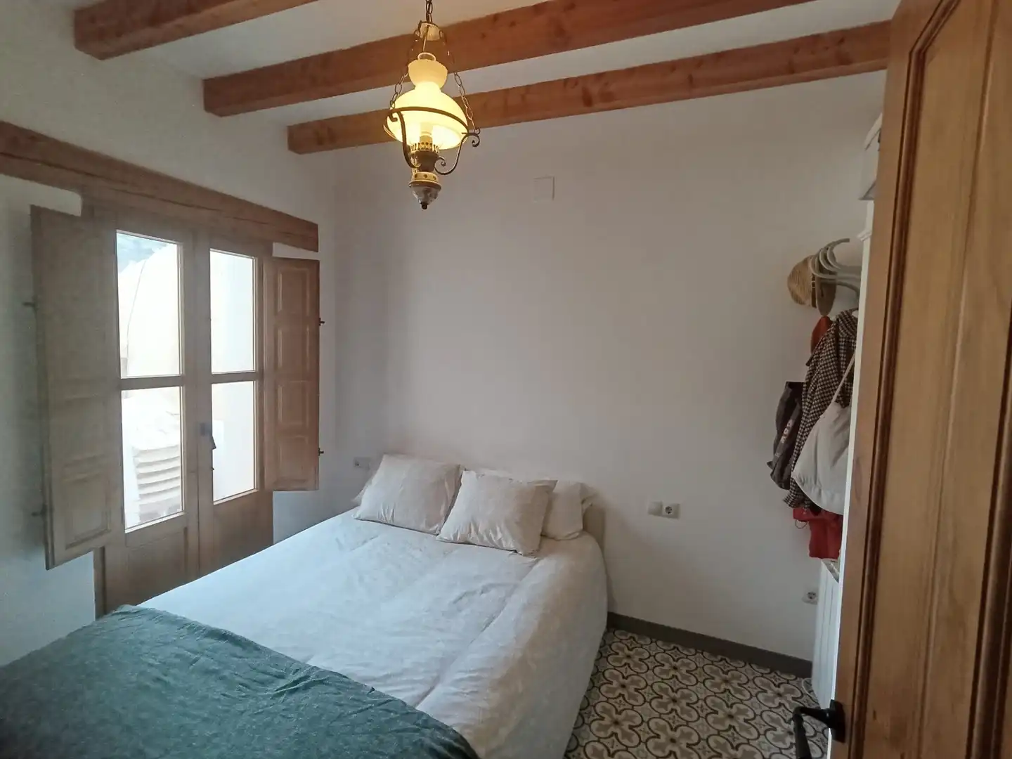 Schlafzimmer von Haus oder Chalet zum Verkauf in Relleu mit Terrasse
