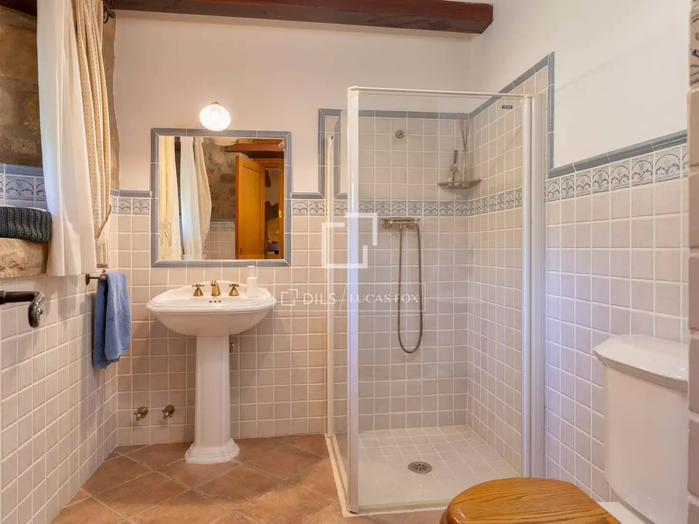 Bathroom of Country homes for sale in Breda  with Air Conditioner, Heating and Private garden