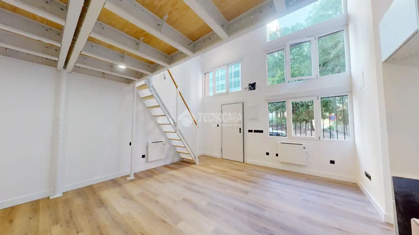 Loft en venta en Adelfas