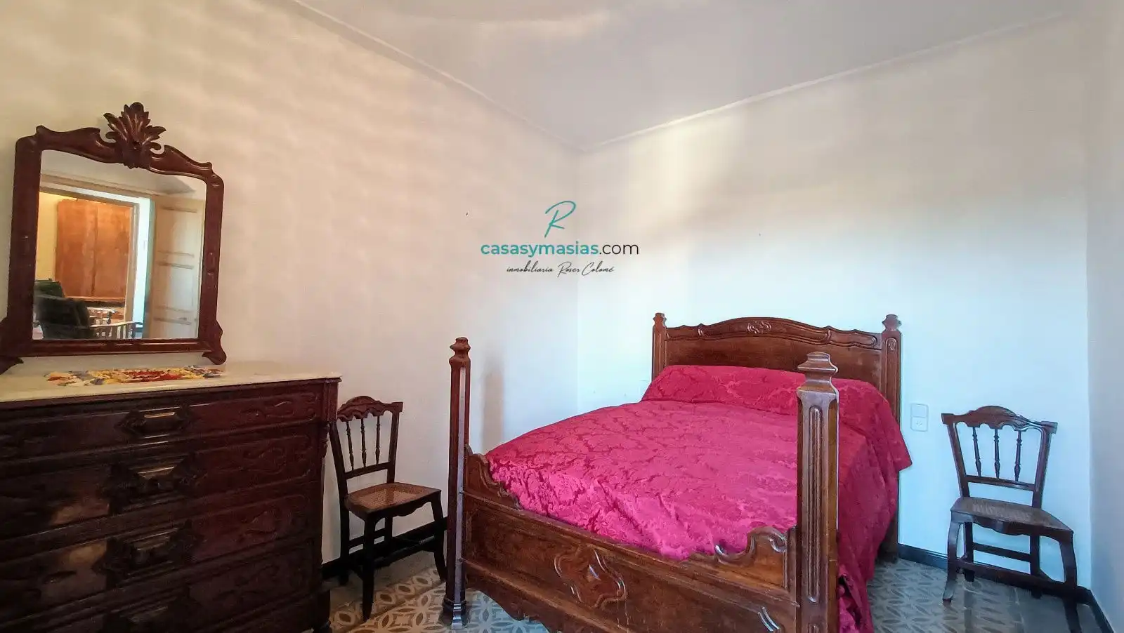 Habitación de Finca rústica de alquiler en Font-rubí con Aire acondicionado, Calefacción y Jardín privado
