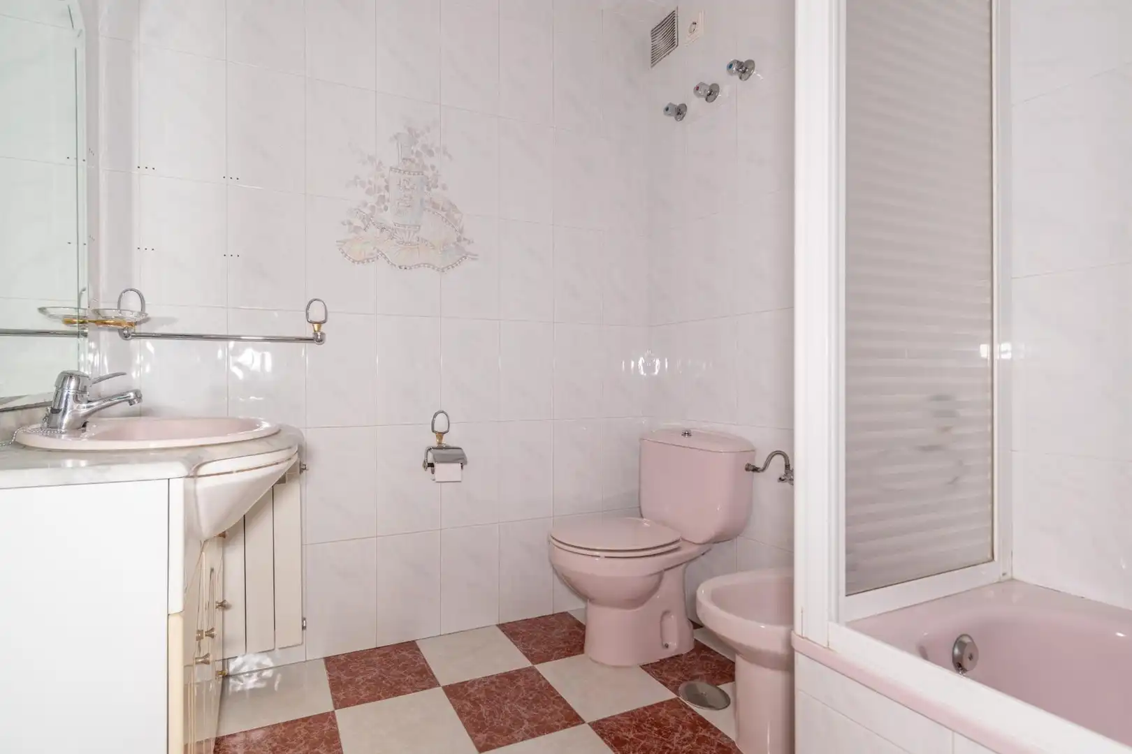 Baño de Piso en venta en Armilla