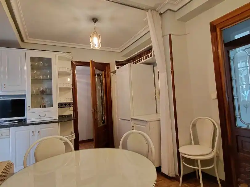 Cocina de Piso en venta en  Madrid Capital con Aire acondicionado, Terraza y Balcón