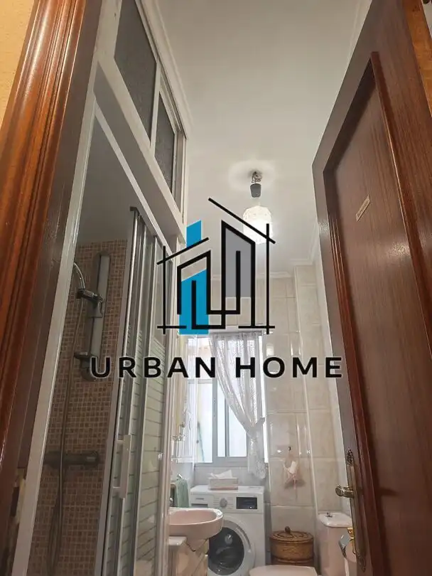 Außenansicht von Wohnung zum Verkauf in León Capital  mit Heizung und Terrasse