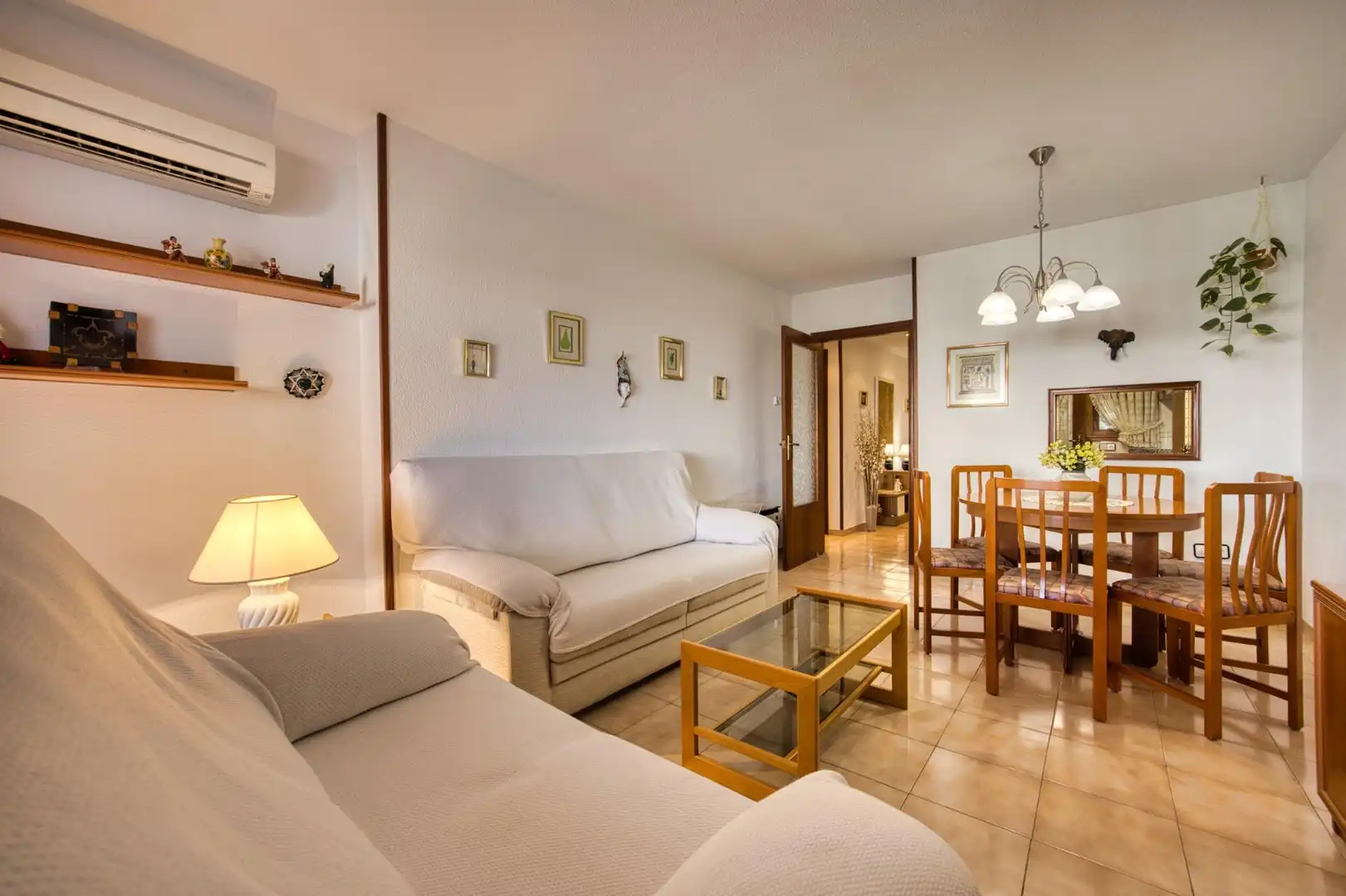 Living room of Flat for sale in Alicante / Alacant  with Air Conditioner, Private garden and Balcony