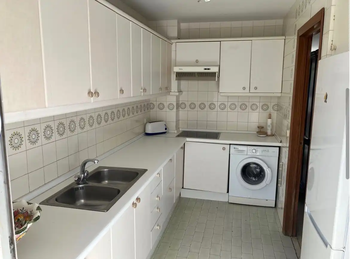 Apartment with pool for sale in Elviria - Cabopino, imagen 6