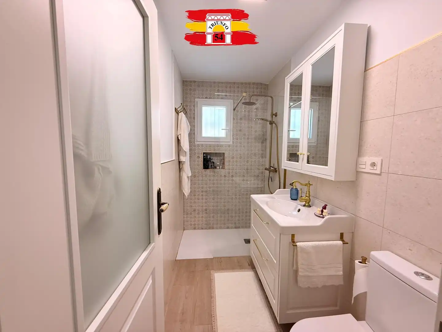 Badezimmer von Haus oder Chalet zum Verkauf in Pilar de la Horadada mit Klimaanlage, Privatgarten und Schwimmbad