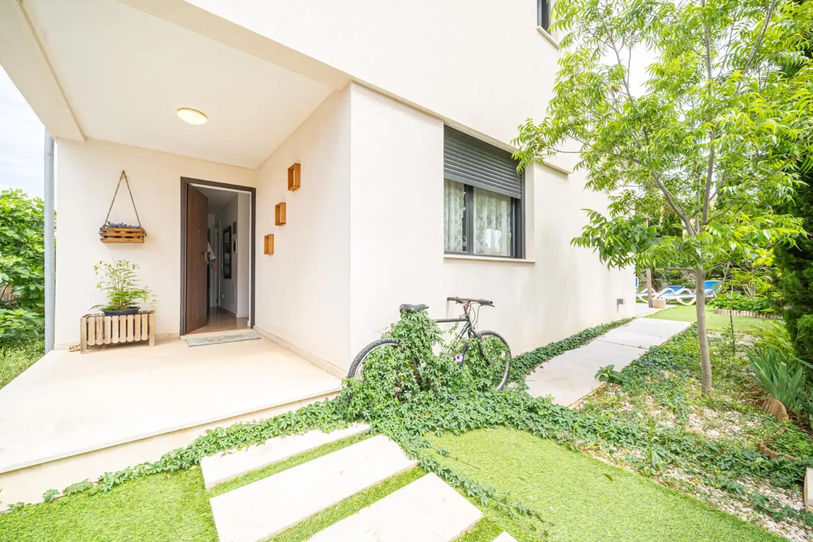 Vista exterior de Casa o xalet en venda en Calvià amb Aire condicionat, Calefacció i Jardí privat