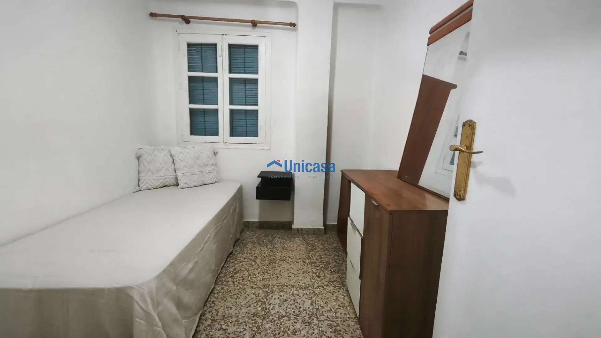 Habitación de Piso en venta en Málaga con Amueblado