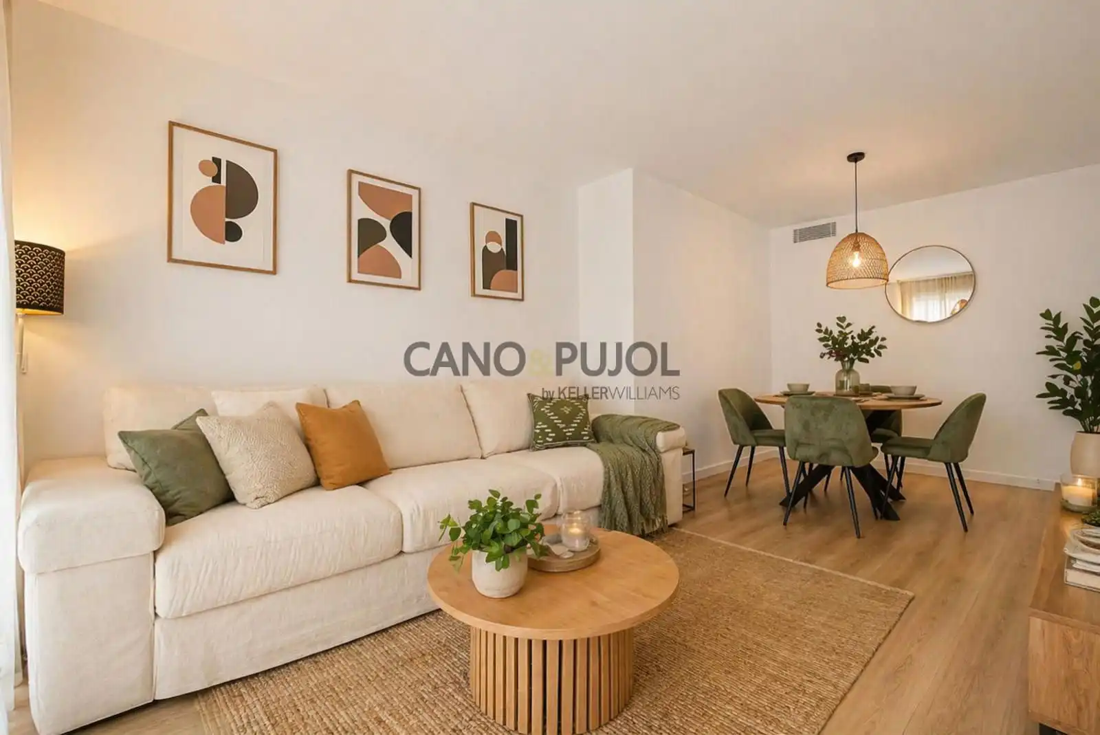 Sala d'estar de Pis en venda en Montcada i Reixac amb Aire condicionat, Calefacció i Terrassa