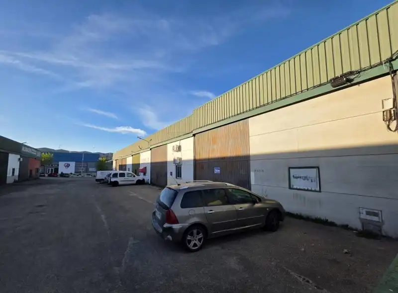 Nau industrial en venda a Miralvalle - Av. Virgen del Puerto - La Data, imagen 2
