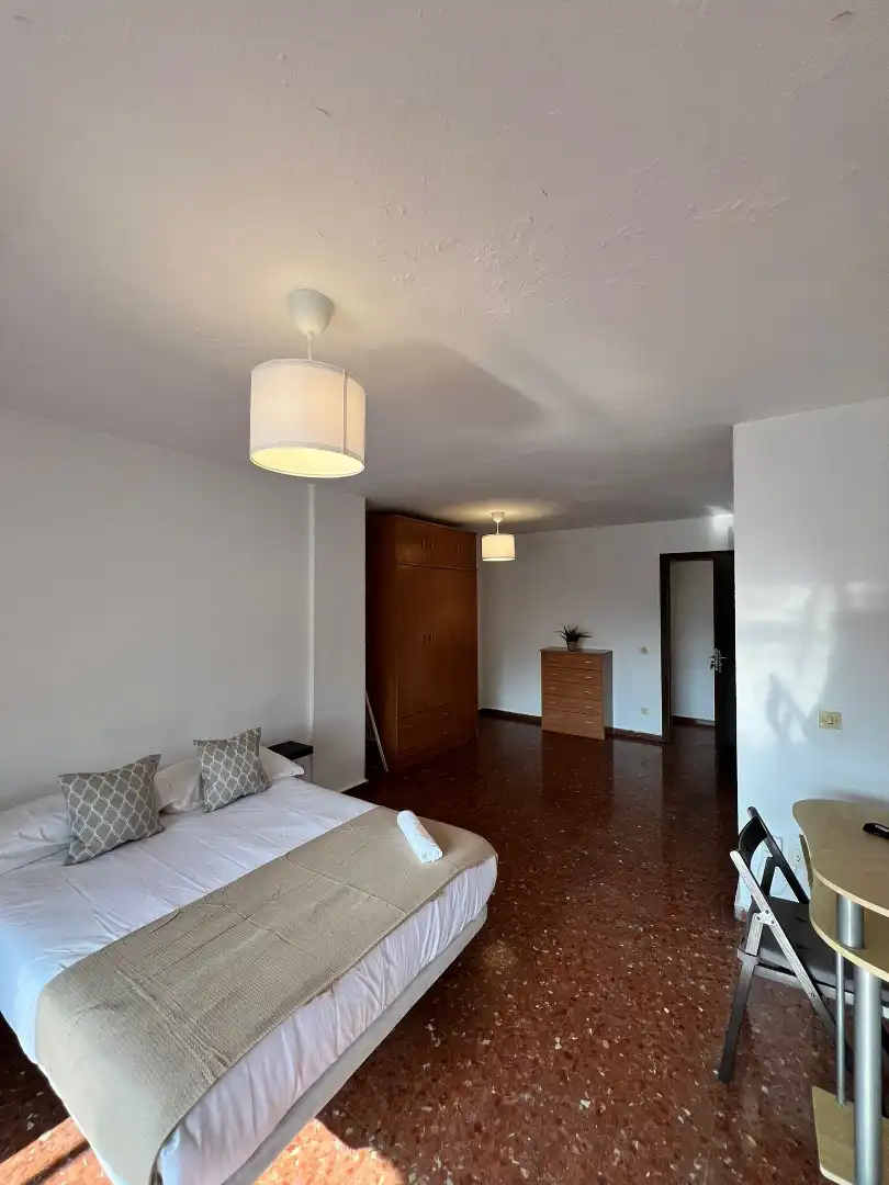 Zimmer in Calle Poeta Agustín Ruano, 7, Martiricos - La Roca - La Rosaleda