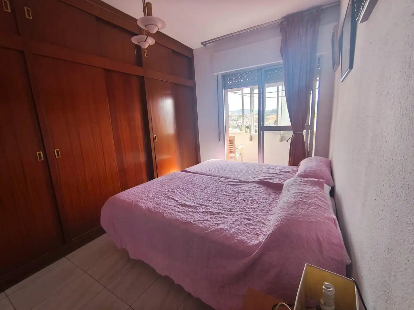 Habitación de Piso de alquiler en Algeciras con Aire acondicionado y Amueblado