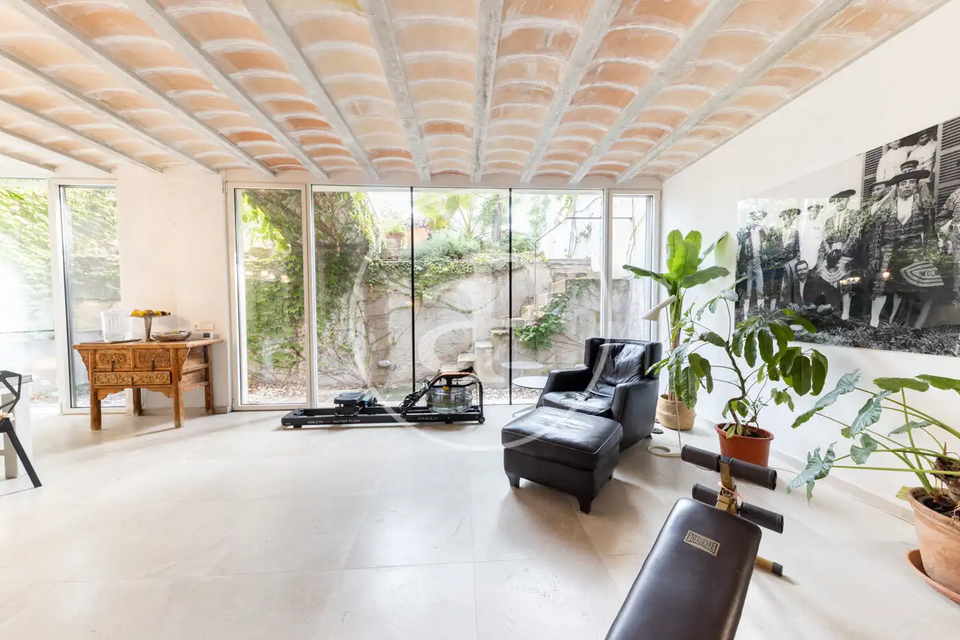 Wohnzimmer von Einfamilien-Reihenhaus zum Verkauf in  Palma de Mallorca mit Klimaanlage, Heizung und Privatgarten