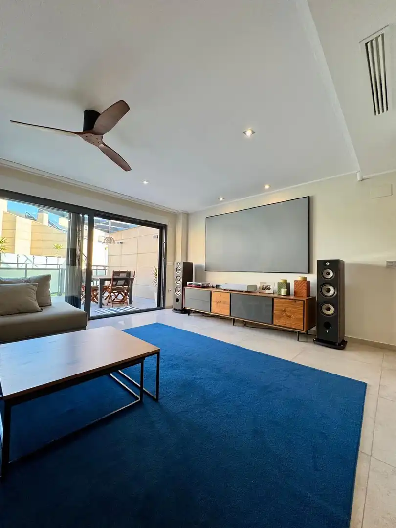 Sala de estar de Casa adosada en venta en El Campello con Aire acondicionado, Calefacción y Terraza