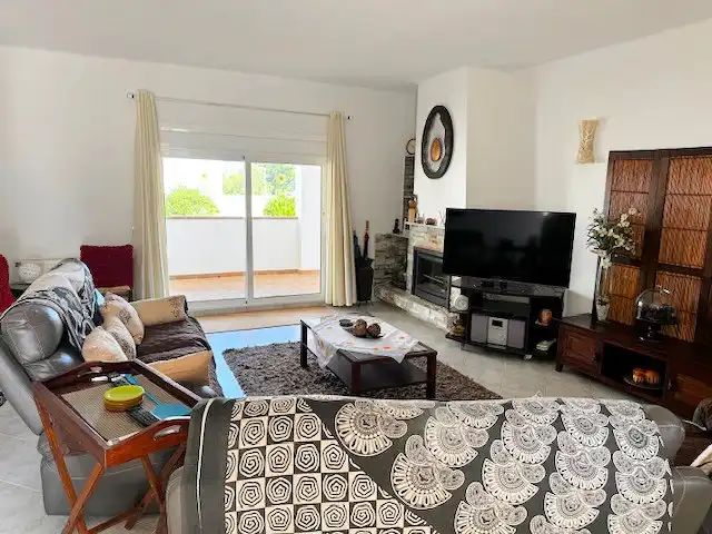 Sala de estar de Casa o chalet en venta en L'Escala con Aire acondicionado, Calefacción y Jardín privado