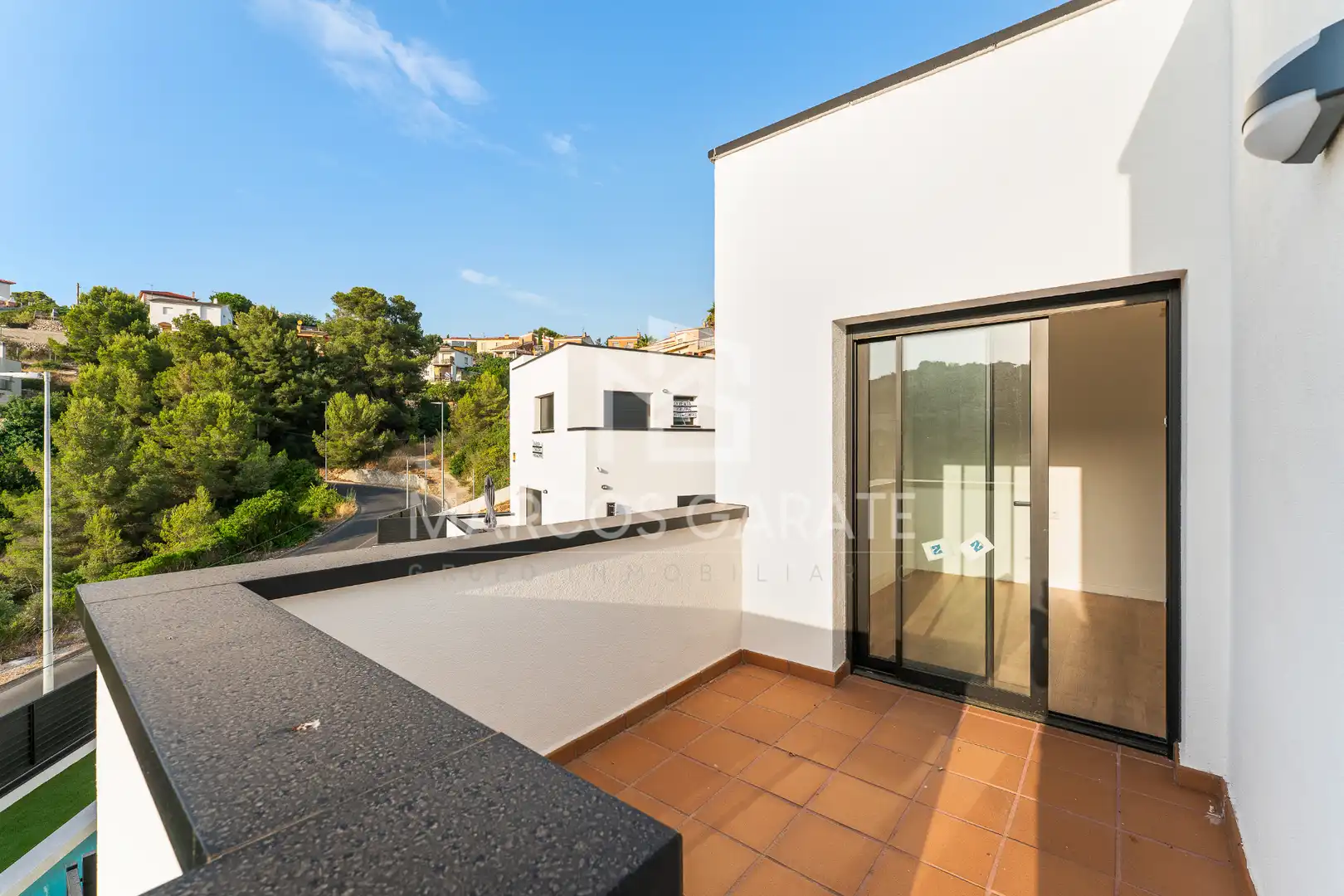 Casa con terraza en venta en Avinguda Marca Hispànica, imagen 47