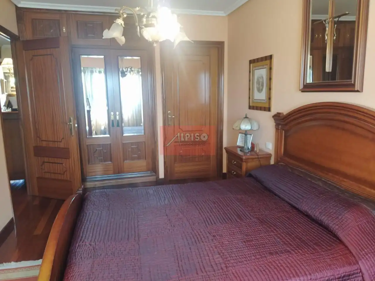 Dormitori de Dúplex en venda en Ourense Capital  amb Calefacció, Parquet i Moblat