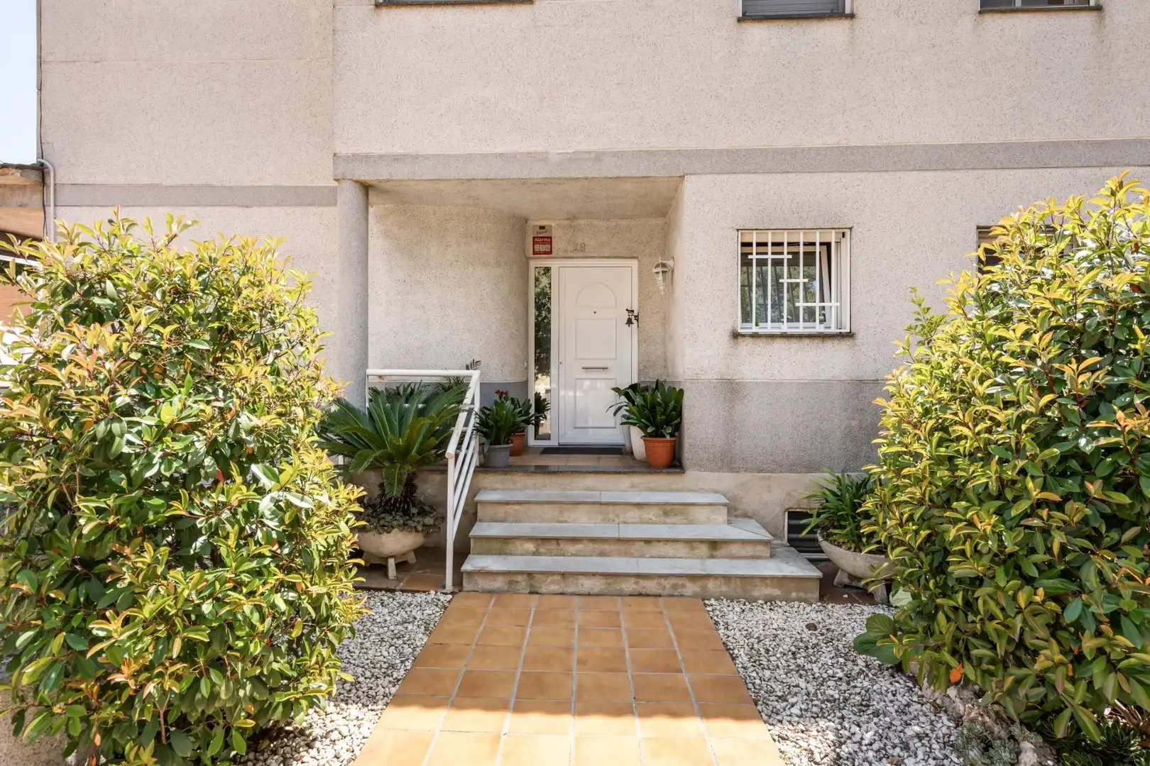 Vista exterior de Casa adosada en venta en Parets del Vallès con Aire acondicionado, Calefacción y Jardín privado
