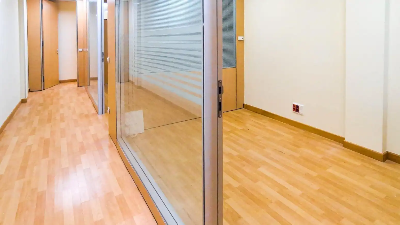 Office for sale in Reocín