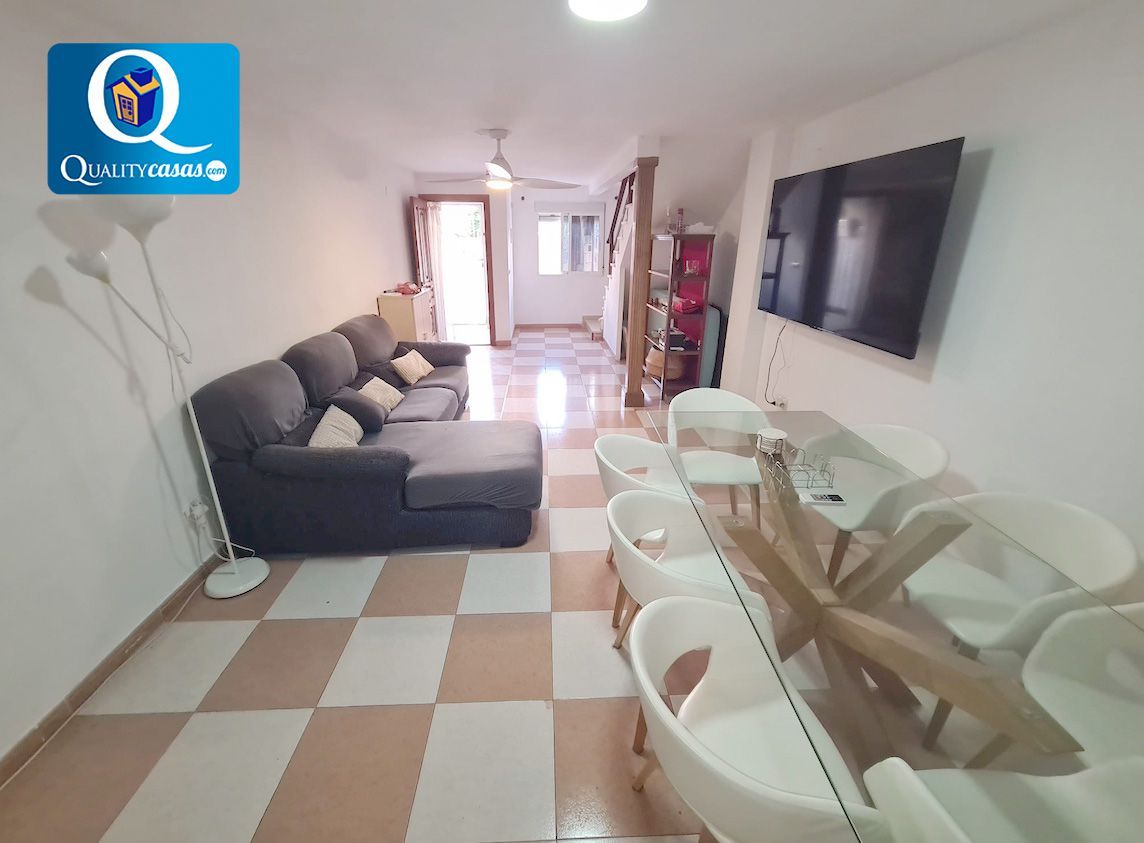 Living room of House or chalet for sale in Alicante / Alacant  with Air Conditioner, Terrace and Storage room