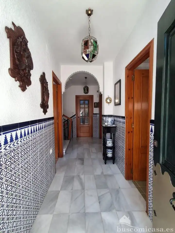 Casa o xalet en venda en Loja amb Aire condicionat, Jardí privat i Terrassa