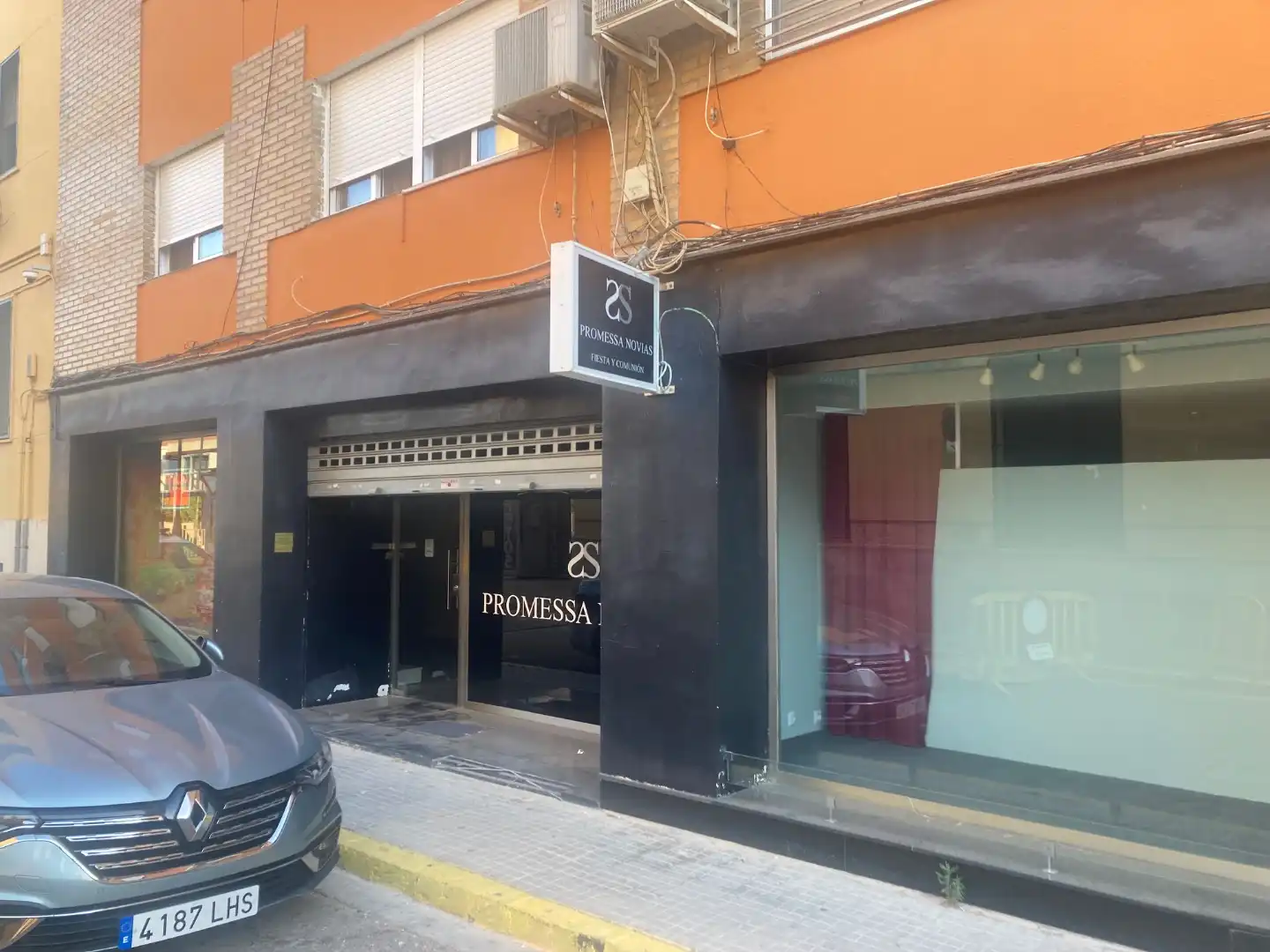 Local de lloguer en Sagunto / Sagunt amb Aire condicionat