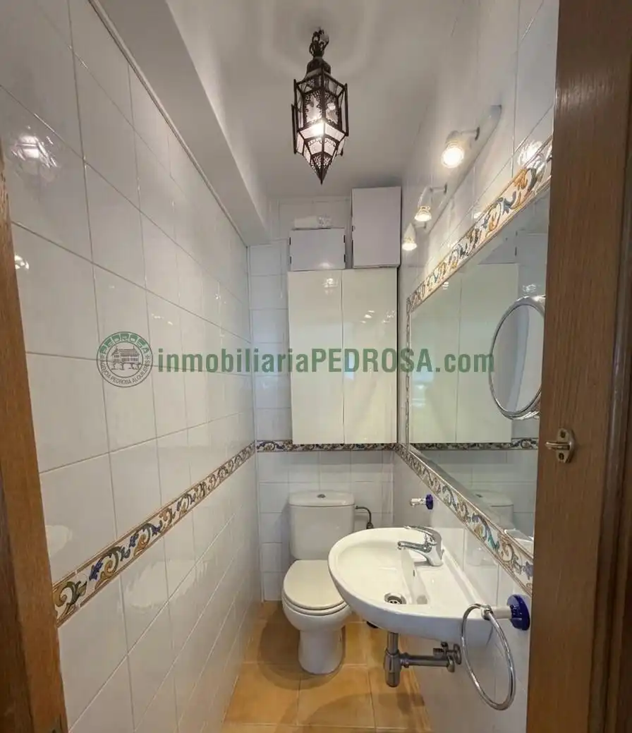 Flat for rent in Avenida MARIA VICTORIA MORENO, Zona Fernández Ladreda