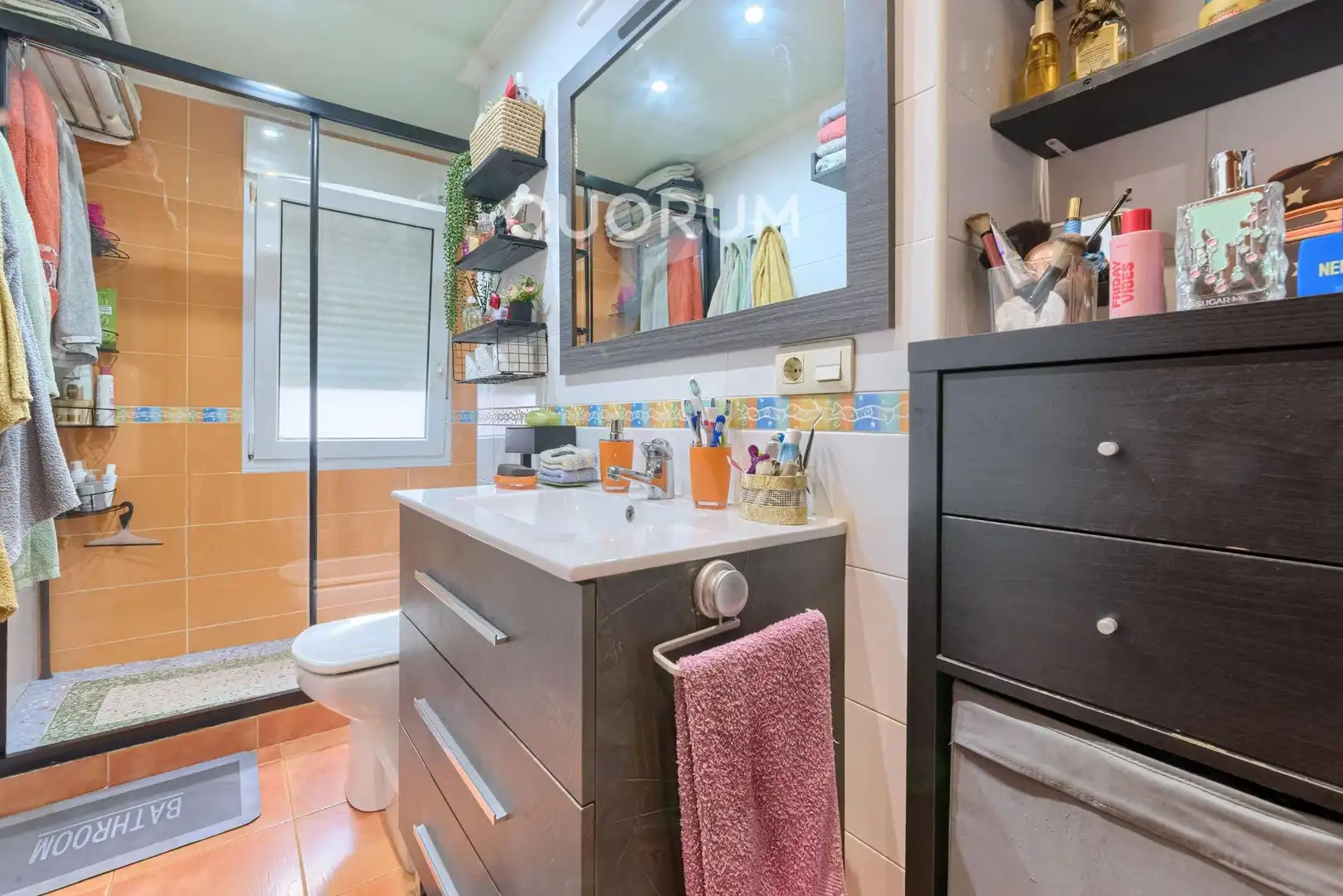 Bathroom of Flat for sale in Arrigorriaga  with Heating and Storage room
