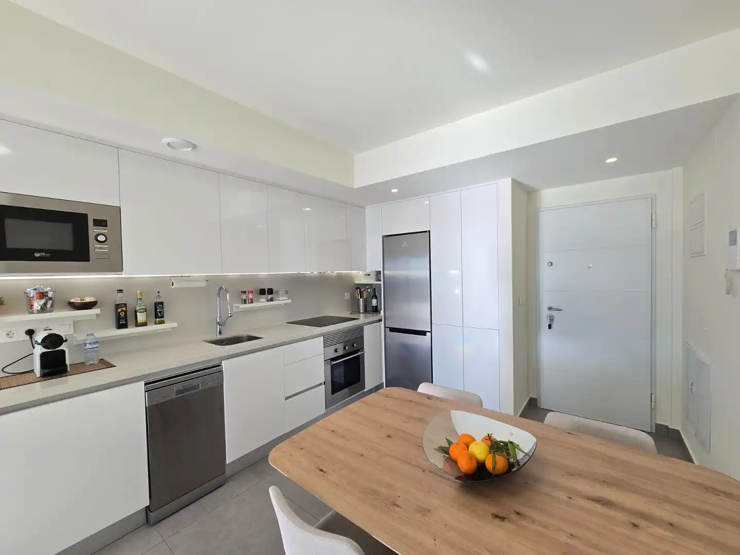 Cuina de Apartament en venda en Orihuela amb Jardí privat, Terrassa i Traster