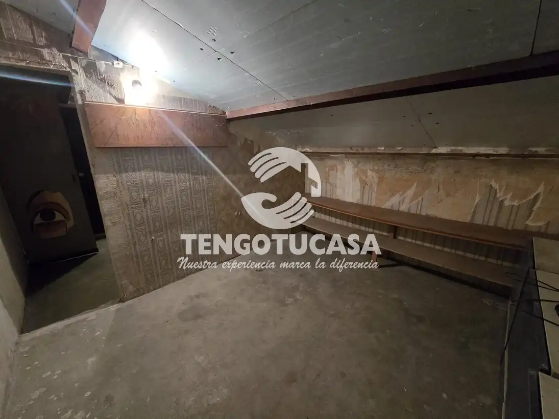 Flat for sale in Madrid  with Heating, Storage room and Furnished
