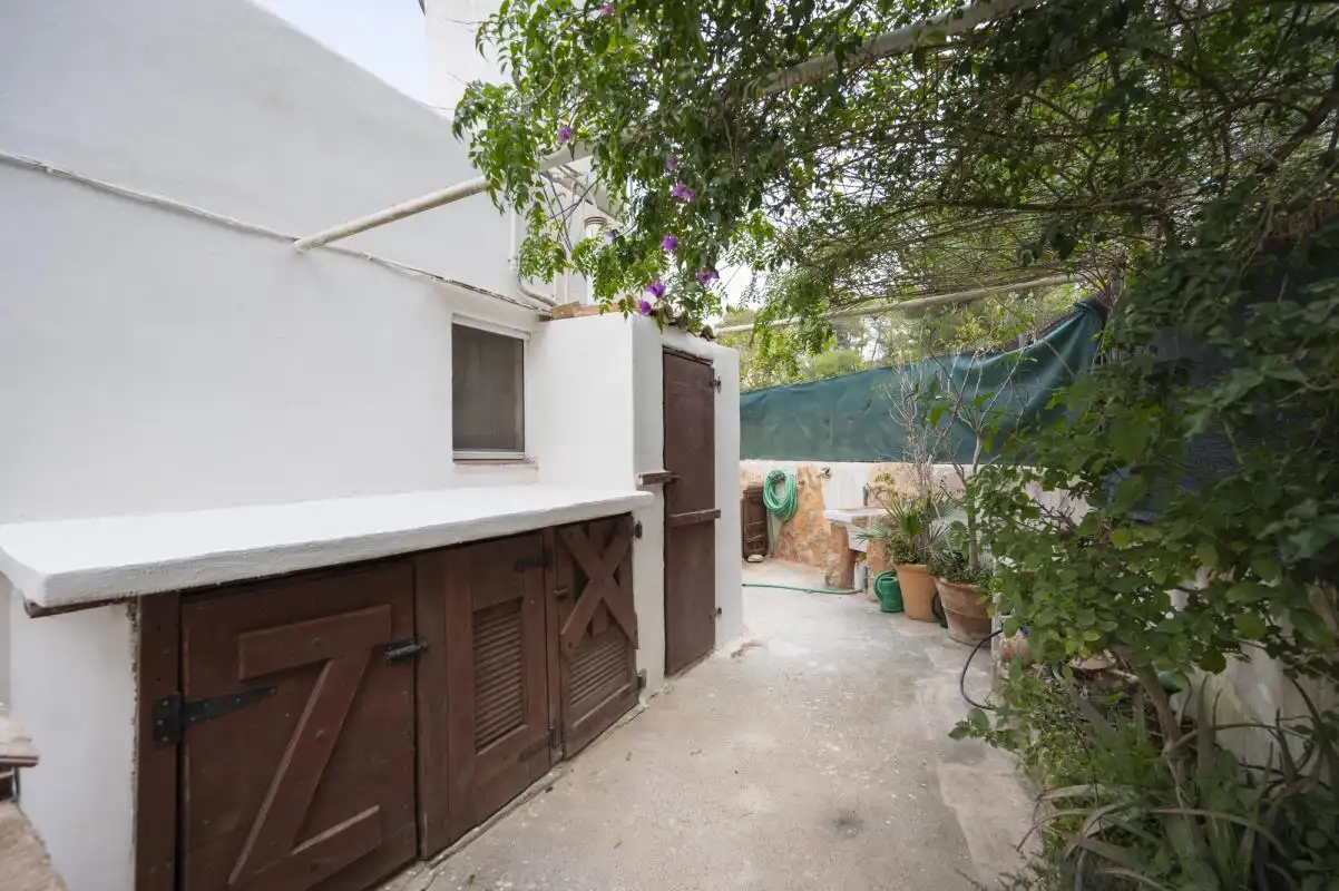 Vista exterior de Casa o chalet en venta en Santa Eulària des Riu con Aire acondicionado, Calefacción y Jardín privado