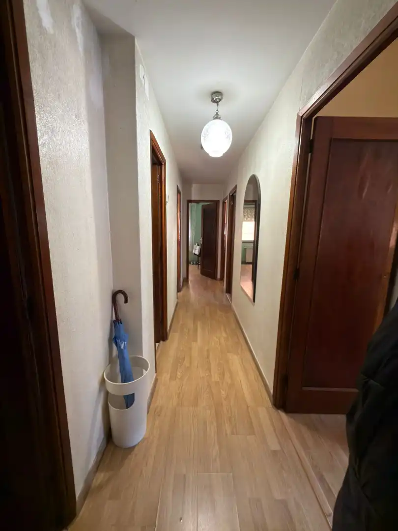 Wohnung zur Miete in Pontevedra Capital  mit Heizung, Möbliert und Ofen