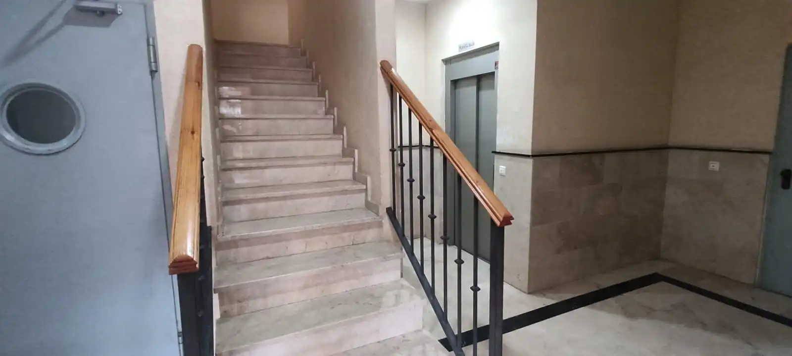 Flat for sale in Roquetas de Mar  with Terrace and Community pool