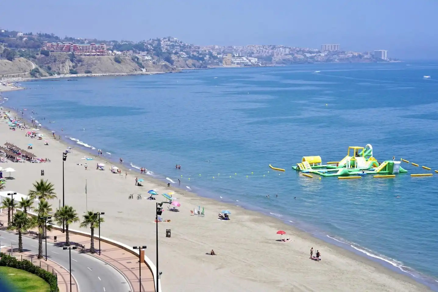 Flat for rent in Paseo Marítimo Rey de España, Las Gaviotas - Carvajal