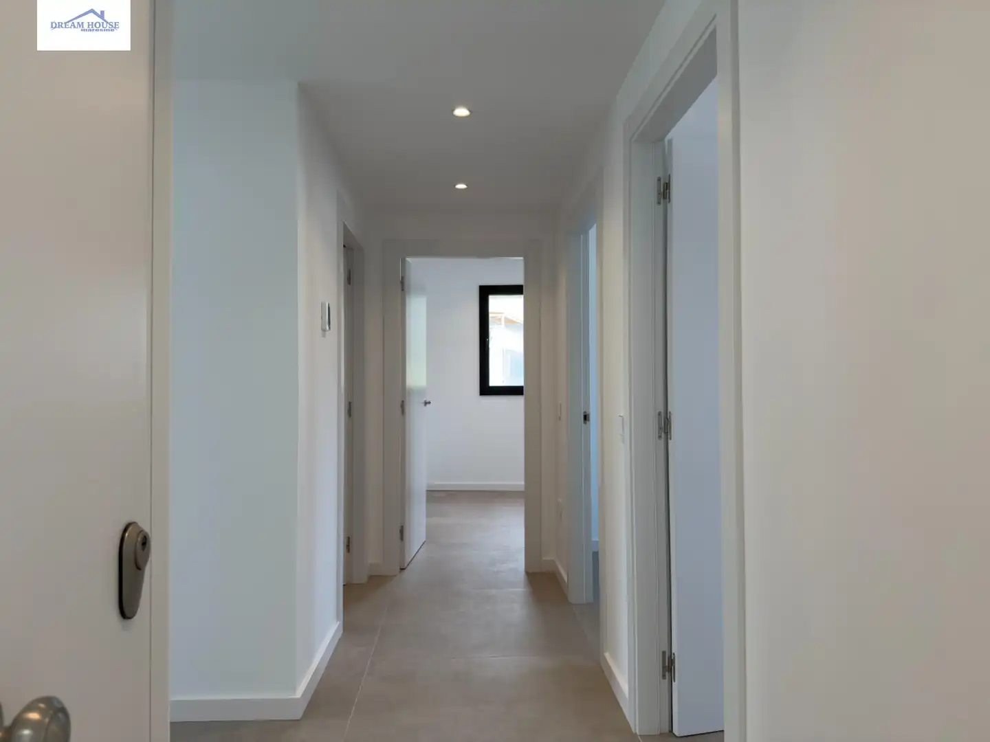 Dachboden zum Verkauf in Alella mit Klimaanlage, Heizung und Terrasse