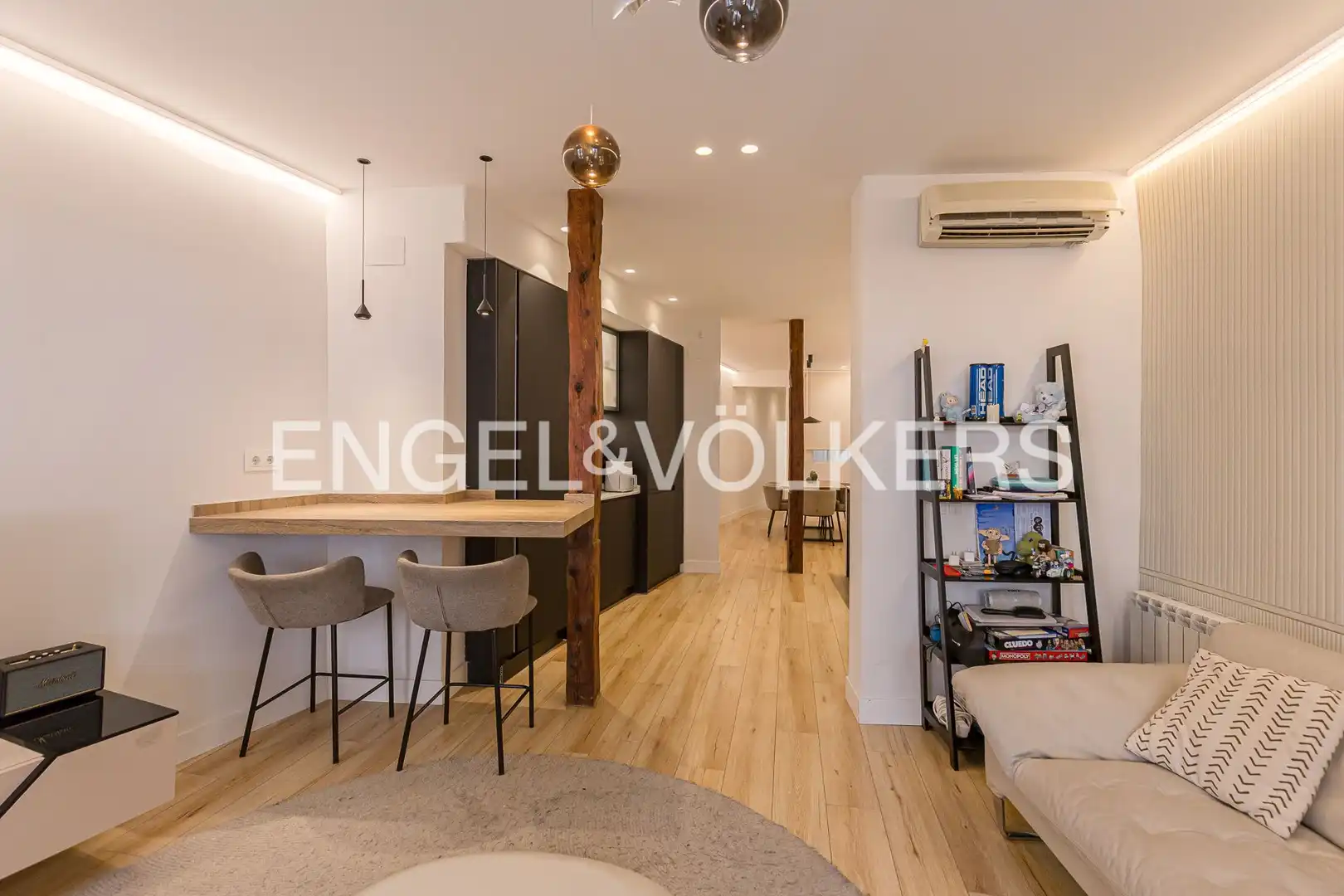 Exterior view of Flat for rent in Madrid  with Air Conditioner, Heating and Furnished