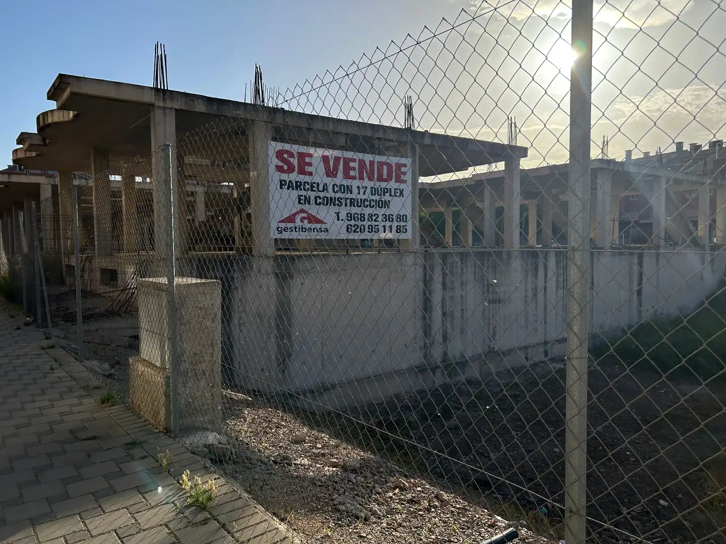 Vista exterior de Edifici en venda en Murcia