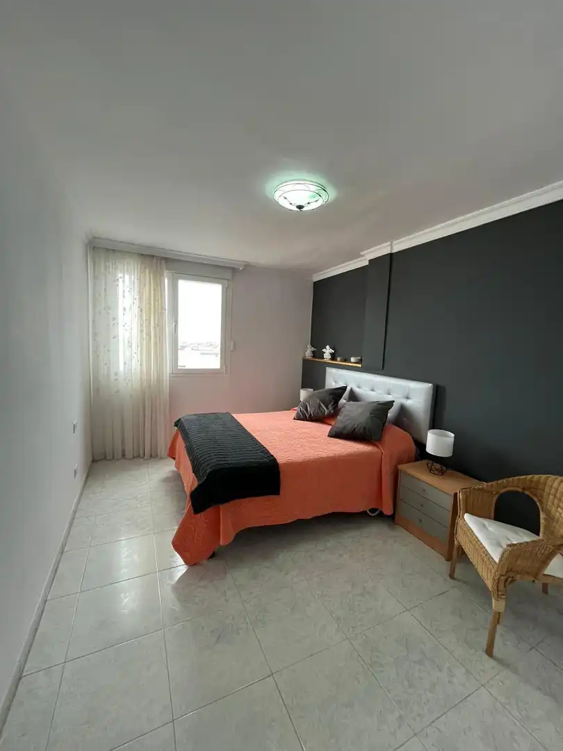 Habitación de Piso de alquiler en Las Palmas de Gran Canaria con Terraza y Amueblado