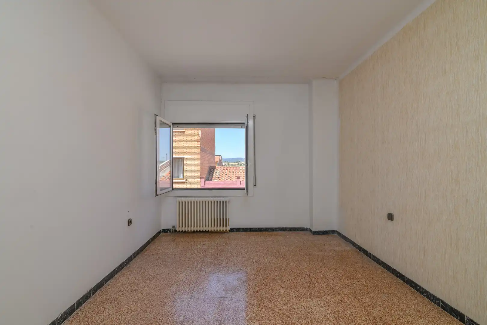 Habitación de Casa o chalet en venta en Manresa con Calefacción y Terraza