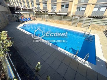 Casa a schiera con piscina in vendita a Carrer Major 316