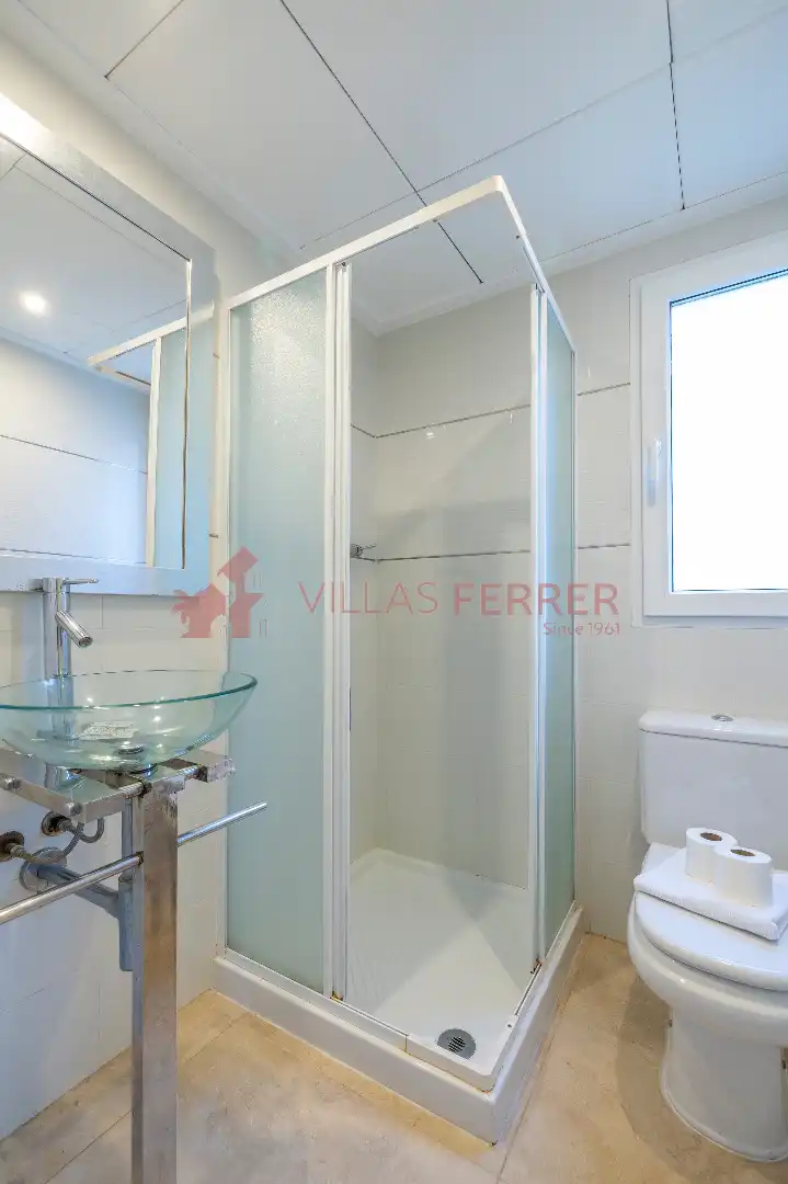 Bathroom of Flat for sale in Dénia  with Air Conditioner, Terrace and Furnished