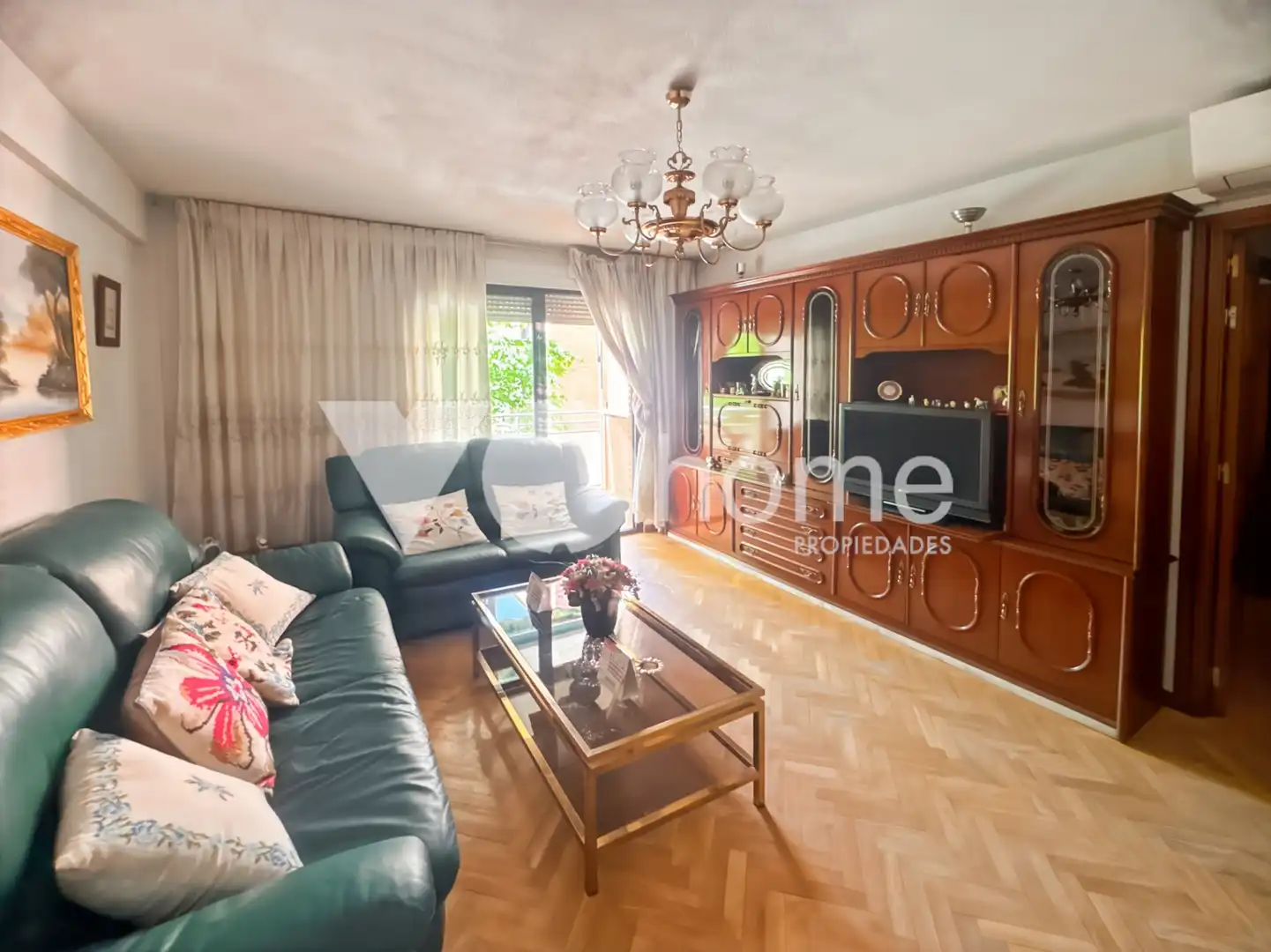 Sala de estar de Piso en venta en Madrid con Calefacción, Terraza y Amueblado