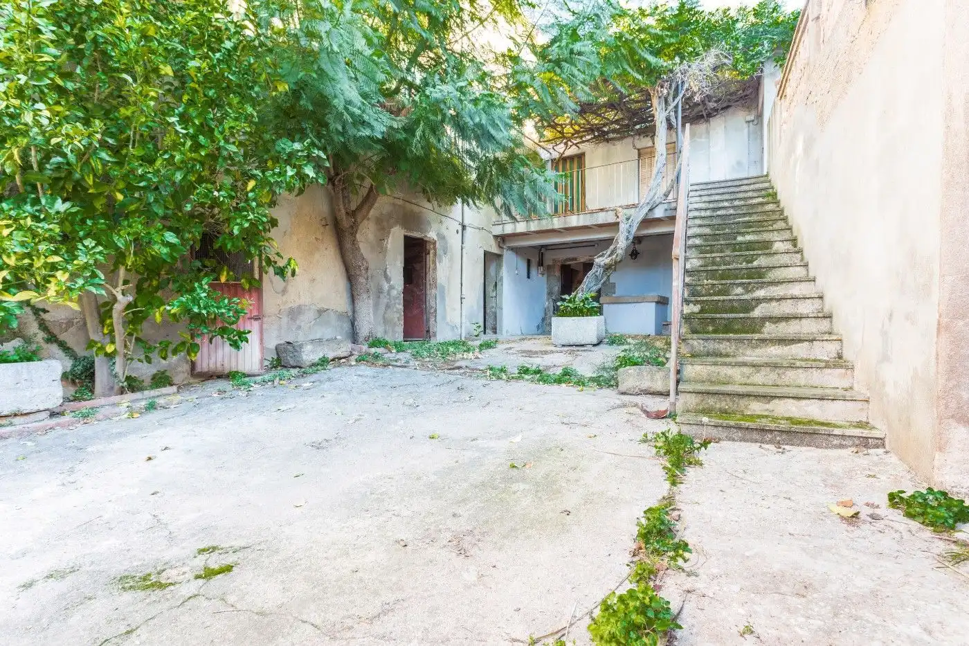 Vista exterior de Casa o xalet en venda en Saus, Camallera i Llampaies amb Calefacció, Terrassa i Traster