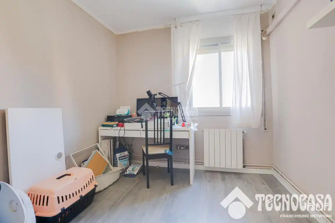 Bedroom of Flat for sale in Terrassa  with Heating and Balcony