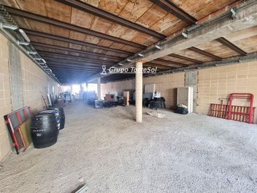 Nave industrial en venta en LLUM DE LA