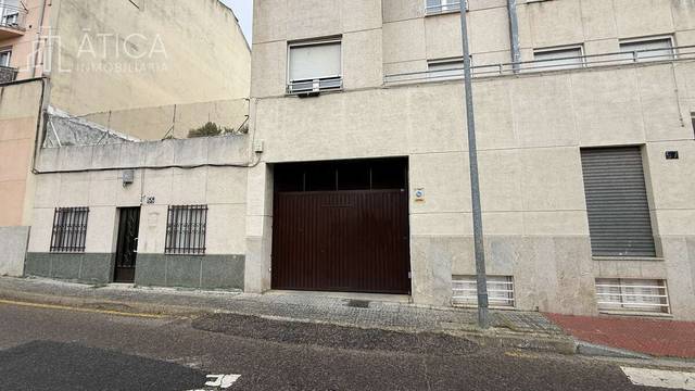 Garaje en Venta en Barrio Blanco