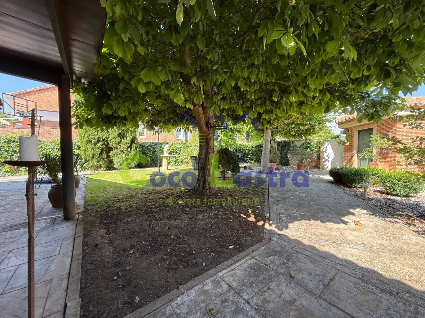 Garden of Houses for sale in Monterrubio de Armuña  with Air Conditioner, Heating and Private garden