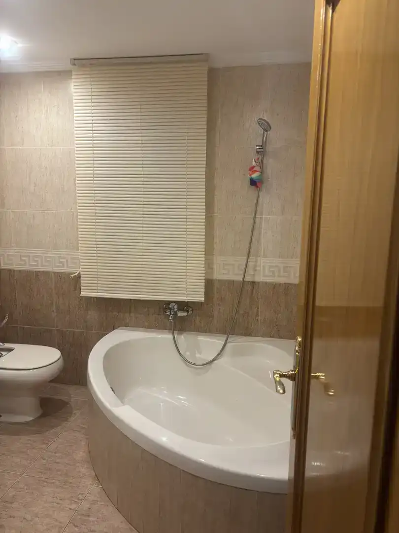 Bany de Casa o xalet de lloguer en  Murcia Capital amb Aire condicionat i Balcó