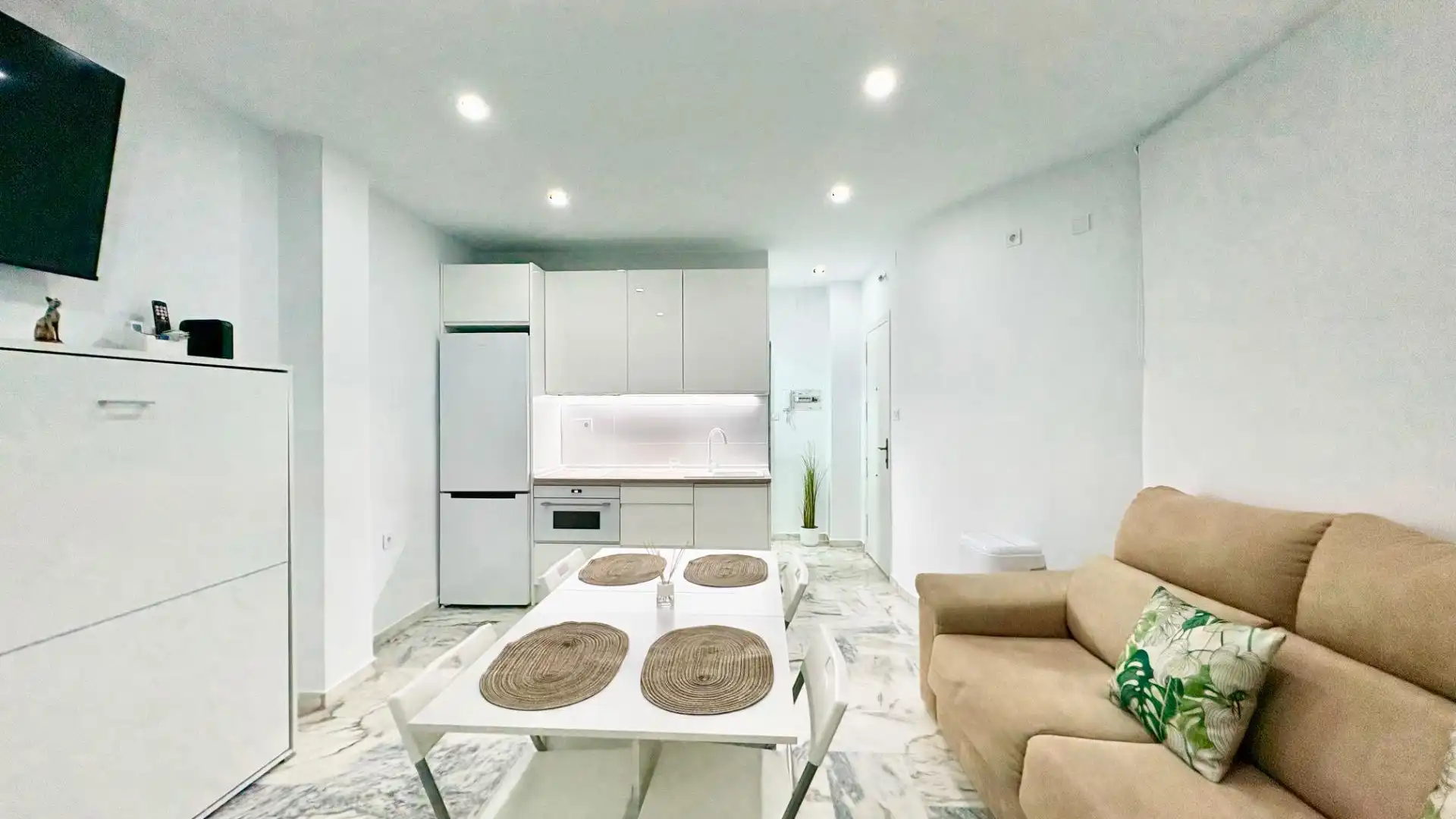 Wohnzimmer von Erdgeschoss zum Verkauf in Salobreña mit Möbliert