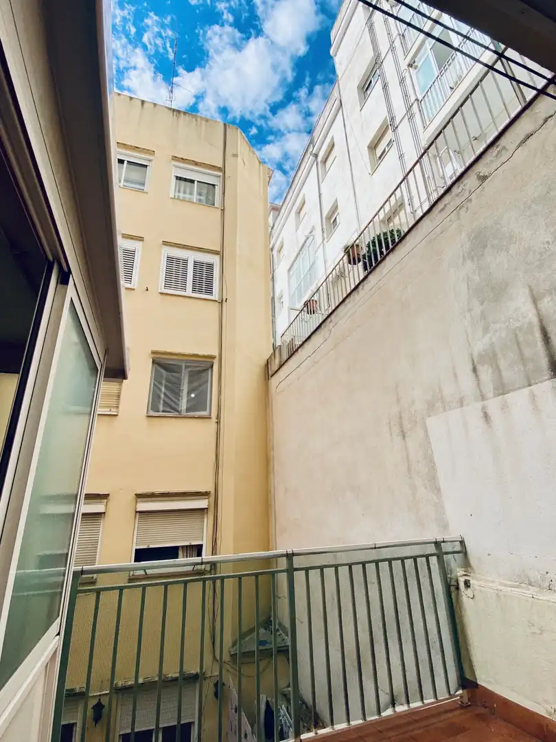 Außenansicht von Erdgeschoss zum Verkauf in Sant Feliu de Llobregat mit Heizung, Parkett und Terrasse